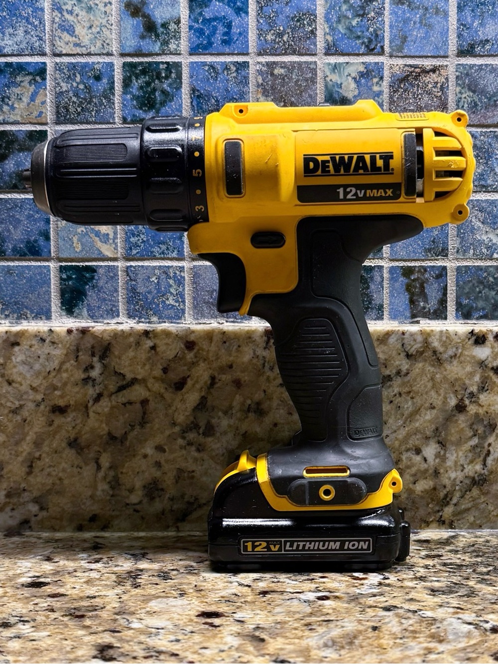 DeWalt DCD710 12V MAX 3/8" Cordless Drill Driver & Battery